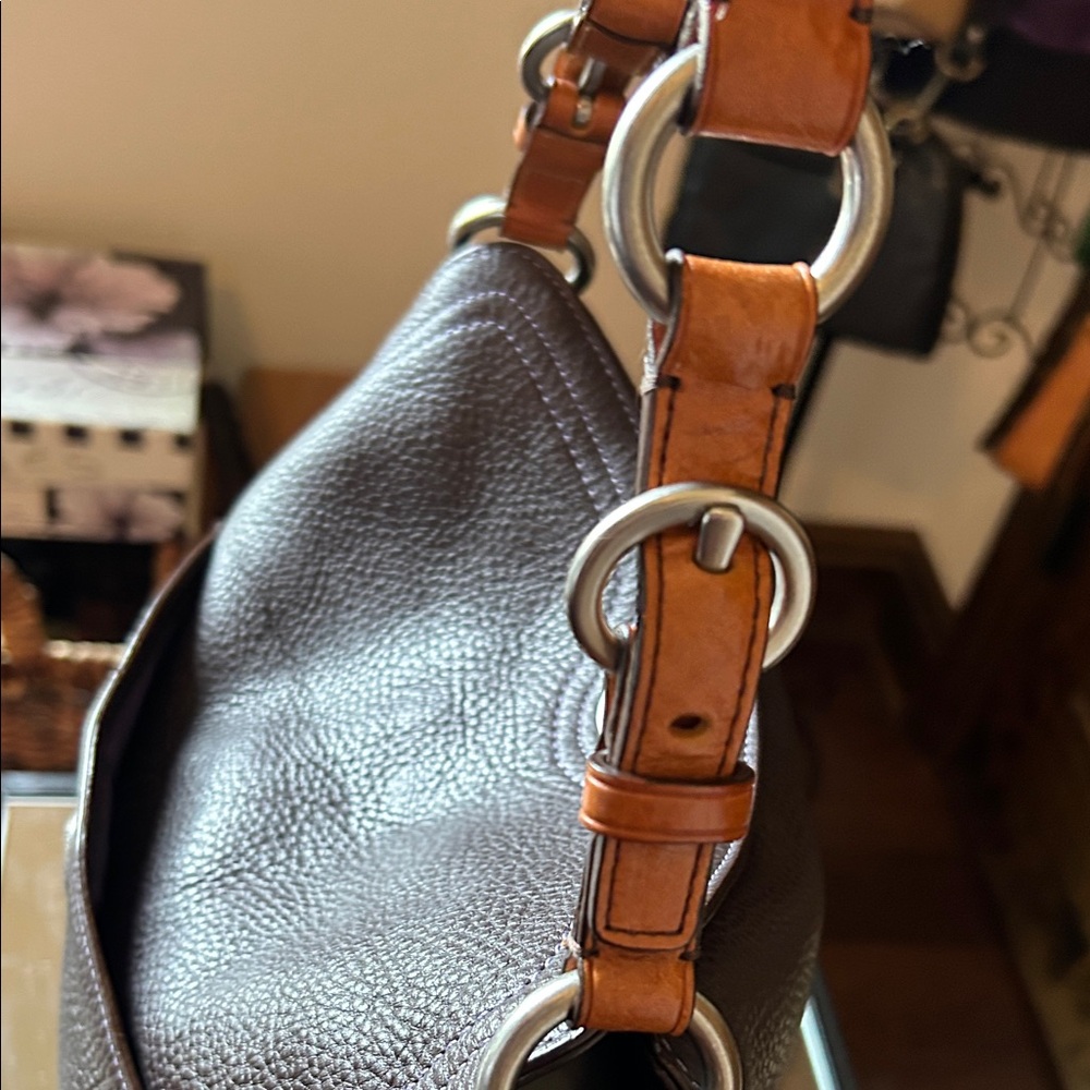 Coach Dark Brown Leather Shoulder Bag with purple stitching and lining - Picture 4 of 16